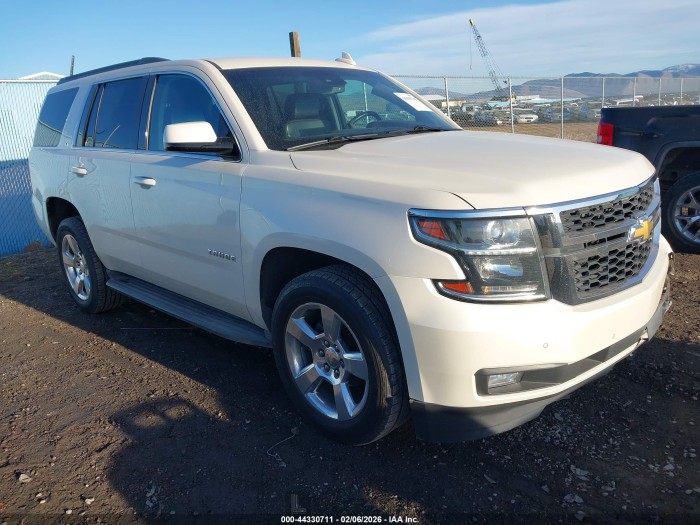 Chevrolet Tahoe 2015 VIN 1GNSCBKC7FR631584