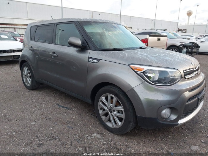 Kia Soul 2018 VIN KNDJP3A5XJ7604451