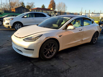 Tesla Model 3 2018 5YJ3E1EB1JF056238