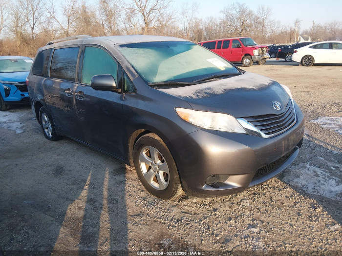 Toyota Sienna 2017 VIN 5TDKZ3DC6HS865827