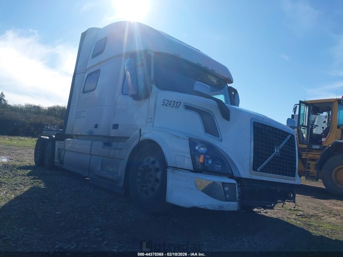 Volvo  2016 VIN 4V4NC9EJ3GN926817