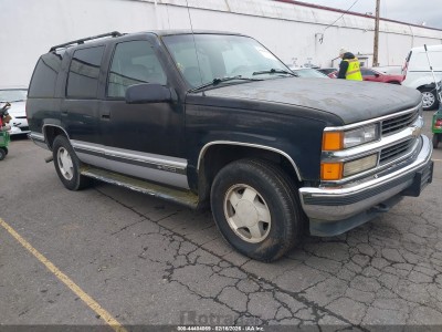 Chevrolet Tahoe 1996 VIN 1GNEK13R5TJ356790