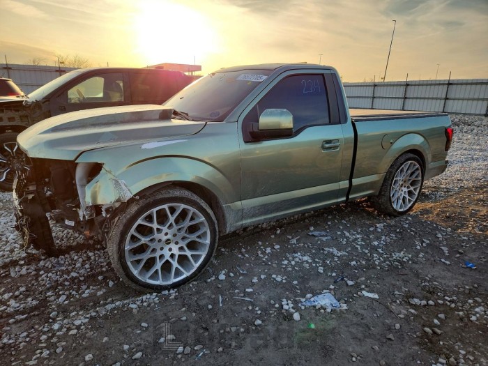 Ford  2019 VIN 1FTMF1E51KKC16750