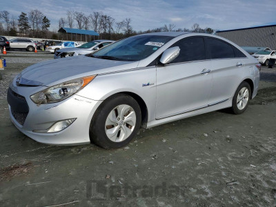 Hyundai Sonata hybrid 2015 KMHEC4A41FA131653