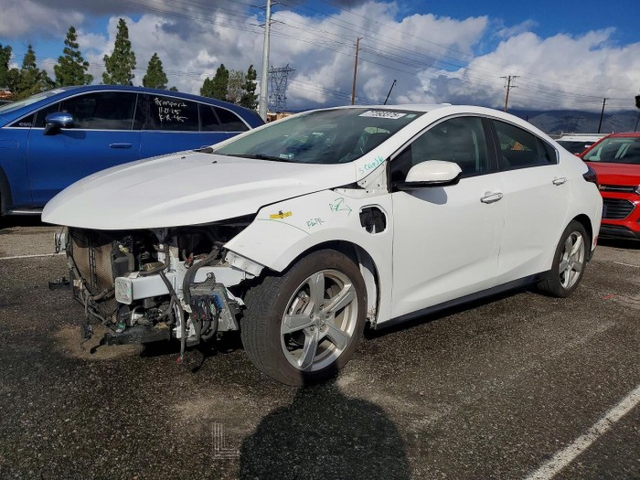 Chevrolet Volt 2018 VIN 1G1RC6S5XJU126816