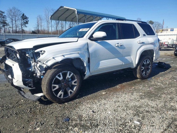 Toyota 4runner 2025 VIN JTEVA5BRXS5039708