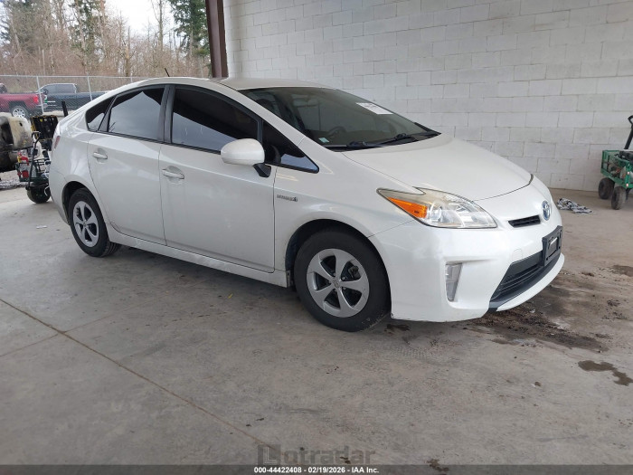 Toyota Prius 2015 VIN JTDKN3DU0F1880452