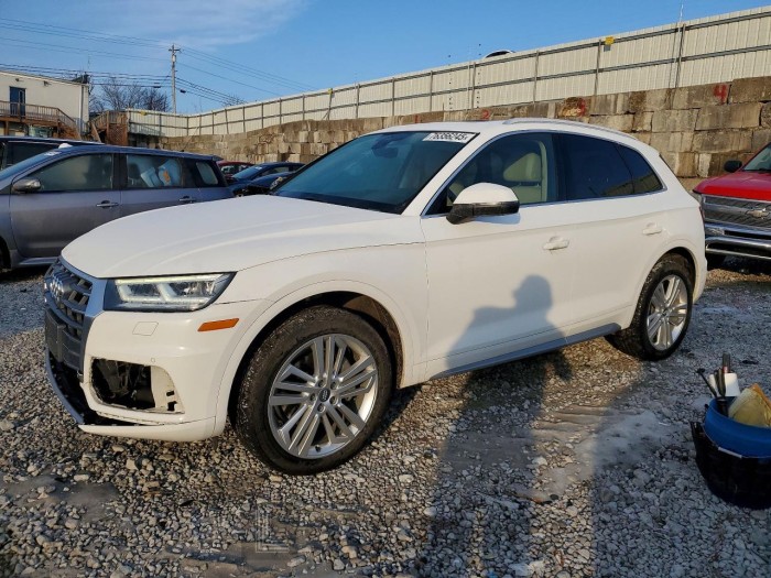 Audi Q5 2018 VIN WA1BNAFY6J2020329