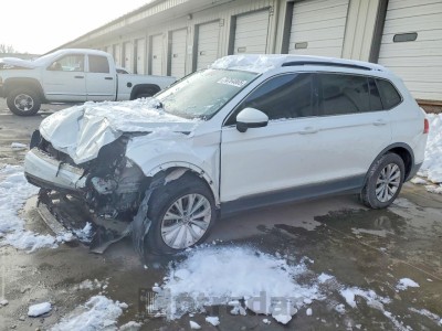 Volkswagen Tiguan 2018 VIN 3VV3B7AX2JM074757
