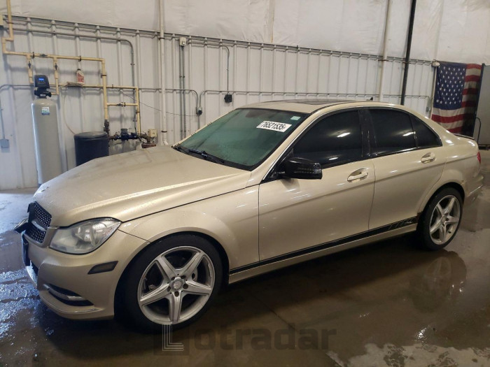 Mercedes-benz C class 2012 VIN WDDGF8BB4CA612684