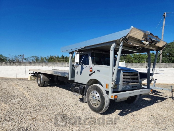 International   2002 VIN 1HTSDAAN12H411475