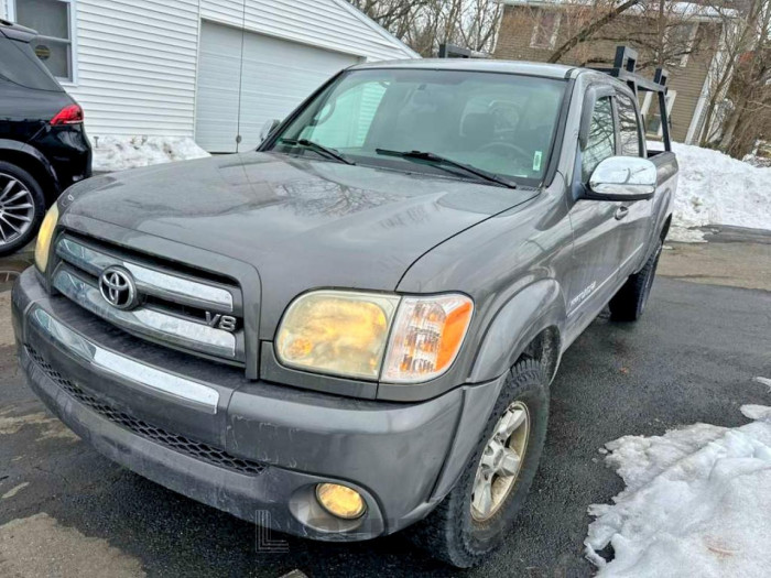Toyota Tundra 2005 VIN 5TBDT44125S483698