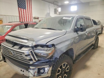 Toyota Tundra 2018 5TFHW5F12JX757067