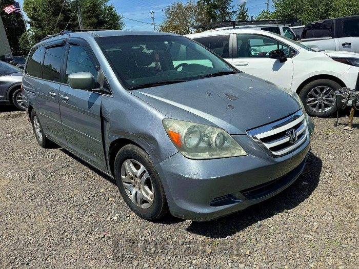 Honda Odyssey 2005 VIN 5FNRL38425B085634