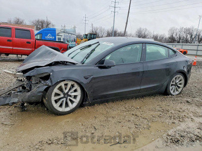 Tesla Model 3 2022 5YJ3E1EA6NF372425