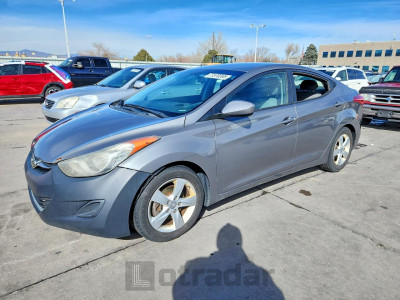 Hyundai Elantra 2013 5NPDH4AE4DH367813