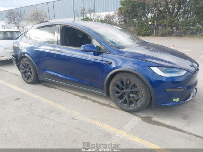 Tesla Model x 2023 7SAXCAE5XPF377952