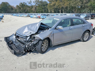 Chrysler 200 2014 1C3CCBCG9EN156271