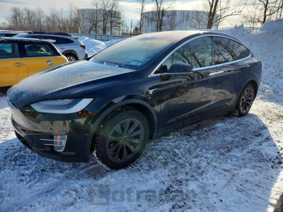 Tesla Model x 2019 5YJXCBE26KF160738