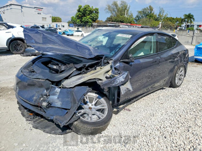 Tesla Model y 2023 7SAYGDED5PF955960