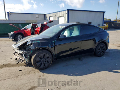 Tesla Model y 2025 7SAYGAEE3SF238473