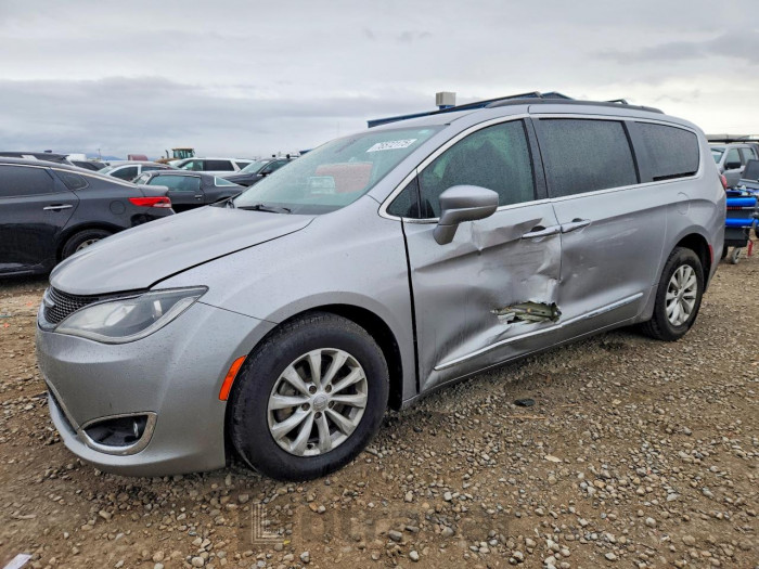 Chrysler Pacifica 2017 VIN 2C4RC1BG4HR544176