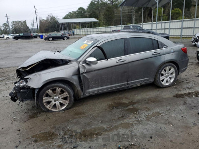 Chrysler 200 2013 1C3CCBAB9DN685810