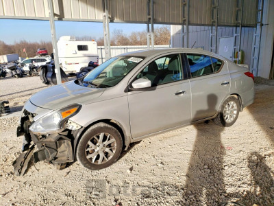 Nissan Versa 2017 3N1CN7AP6HL880383