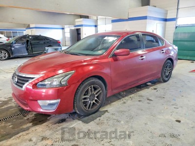 Nissan Altima 2015 1N4AL3AP2FN903275