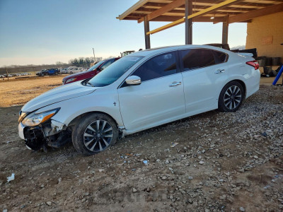Nissan Altima 2017 1N4AL3AP6HC239190
