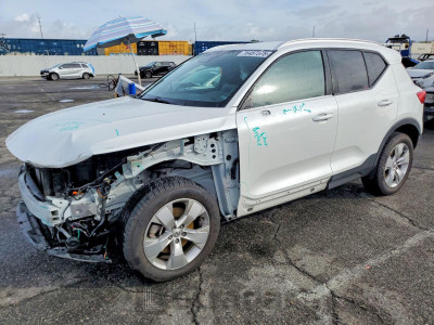 Volvo Xc40 2022 YV4AC2HKXN2773743