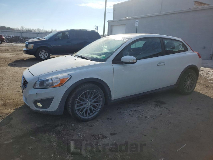 Volvo C30 2012 VIN YV1672MK4C2269229