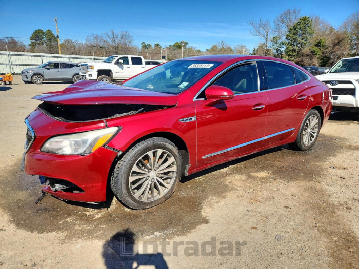 Buick Lacrosse 2018 VIN 1G4ZR5SS1JU129671