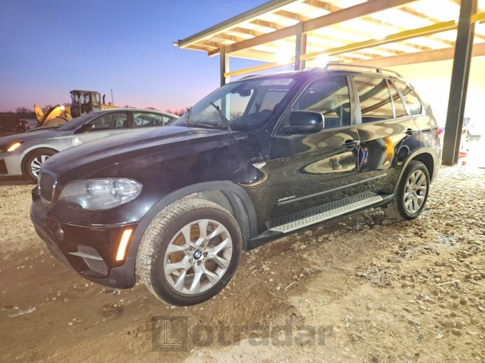 BMW X5 2012 VIN 5UXZV4C5XCL765712