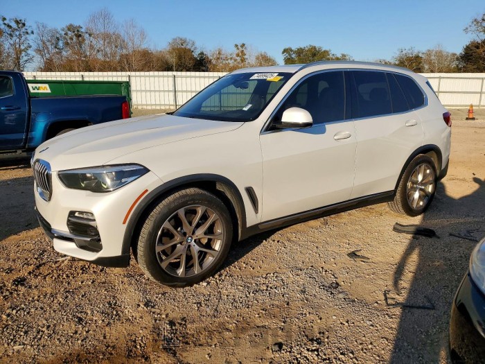 BMW X5 2019 VIN 5UXCR6C51KLL26015