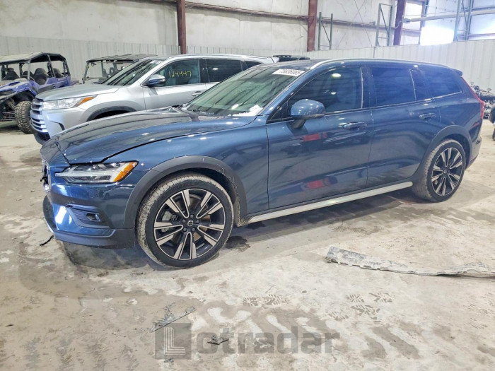 Volvo V60 cross country 2020 VIN YV4102WK1L1048787