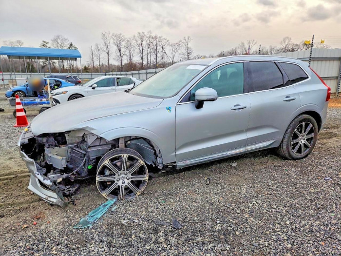 Volvo Xc60 2018 VIN YV4102RL8J1033396