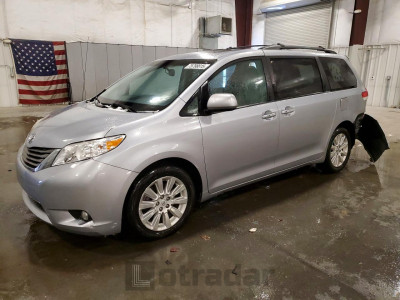 Toyota Sienna 2013 5TDDK3DC8DS069992