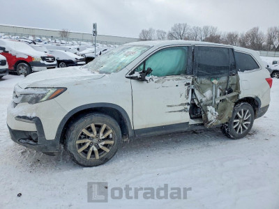 Honda Pilot 2021 5FNYF5H32MB034395