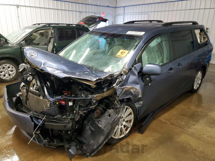 Toyota Sienna 2017 VIN 5TDJZ3DC4HS153439
