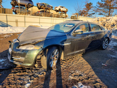 Jaguar Xj 2017 SAJWJ2GD4H8W09473