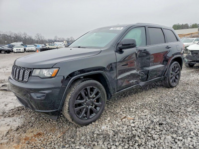 Jeep Grand cherokee 2018 1C4RJEAG8JC300527