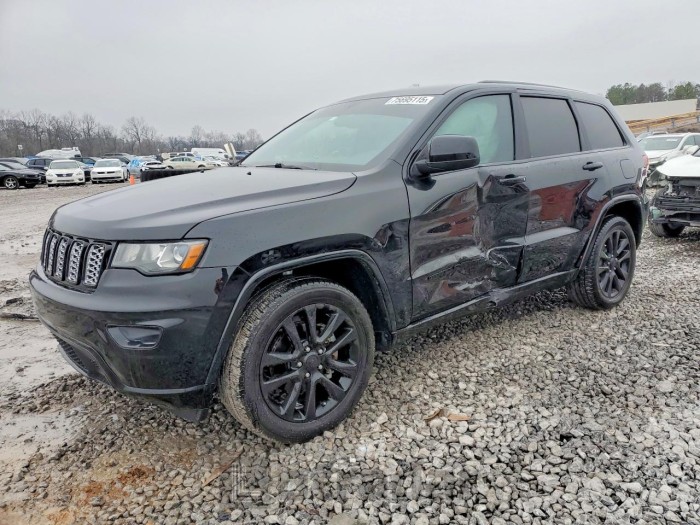 Jeep Grand cherokee 2018 VIN 1C4RJEAG8JC300527