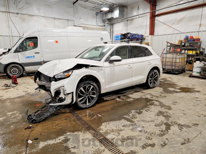 Audi Q5 2023 VIN WA1EAAFYXP2058115