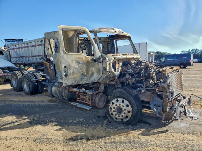 International   2021 VIN 3HSDZAPR3MN238205