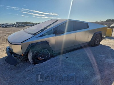 Tesla Cybertruck 2025 7G2CEHEE0SA061350