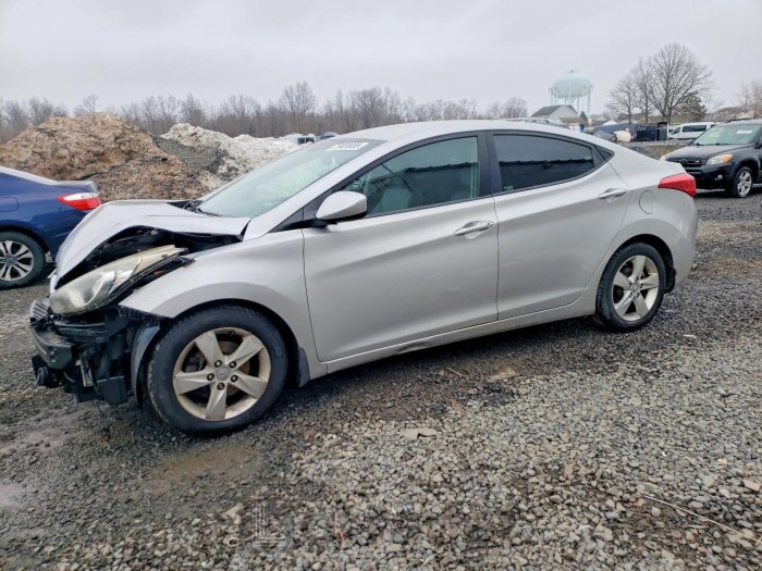 Hyundai Elantra 2013 VIN KMHDH4AE2DU654018