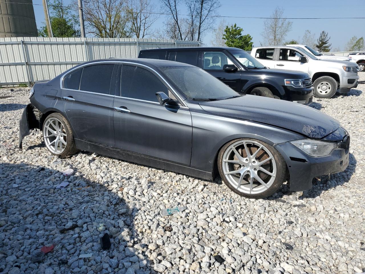BMW 3 SERIES 2013 VIN WBA3B9C58DF585543 фото 4