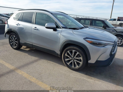 Toyota Corolla cross 2022 7MUEAABG6NV023859