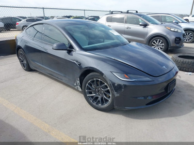 Tesla Model 3 2024 5YJ3E1EB9RF821742